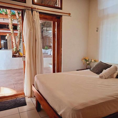 Sirena Surf Lodge Miramar Nicaragua Eksteriør billede