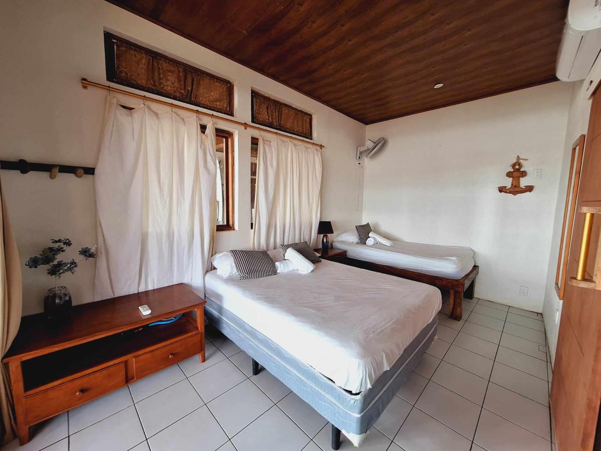 Sirena Surf Lodge Miramar Nicaragua Eksteriør billede