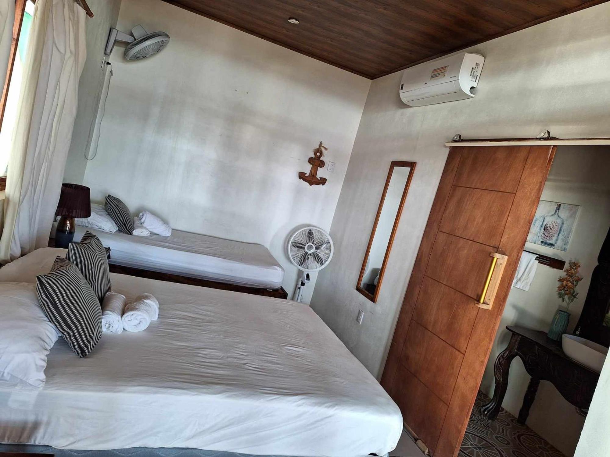 Sirena Surf Lodge Miramar Nicaragua Eksteriør billede