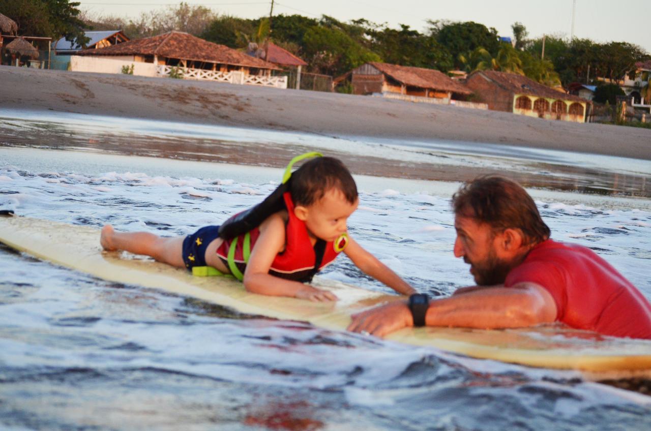 Sirena Surf Lodge Miramar Nicaragua Eksteriør billede